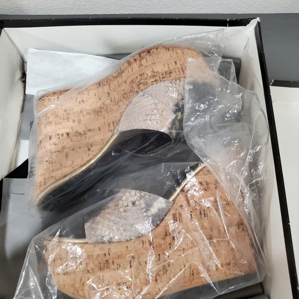 GIUSEPPE ZANOTTI Cream and Grey Python cork wedges 36. (Fits Like 36.5) - Picture 3 of 16
